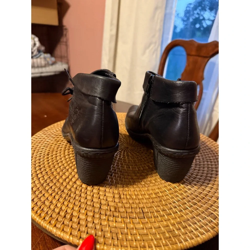 Rieker Antistress Black Leather Moc Toe Ankle Boots Side Zip Block Heel Size 41